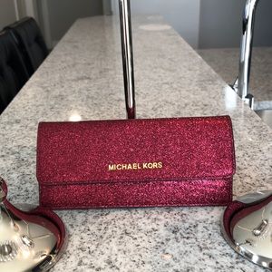 BNWT MICHAEL KORS SLIM FLAP WALLET